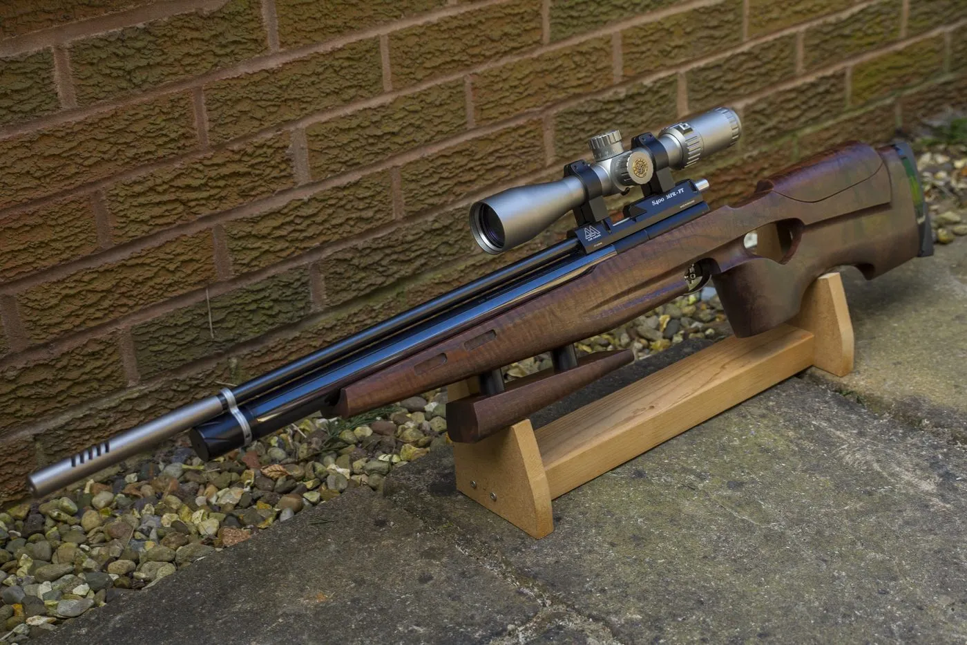 Air Arms S400 stock in Claro walnut